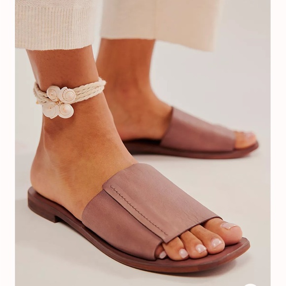 Free People Verona Slide Sandal Size 40 9 Watermelon Leather Slip On Pink Flats - Picture 12 of 12